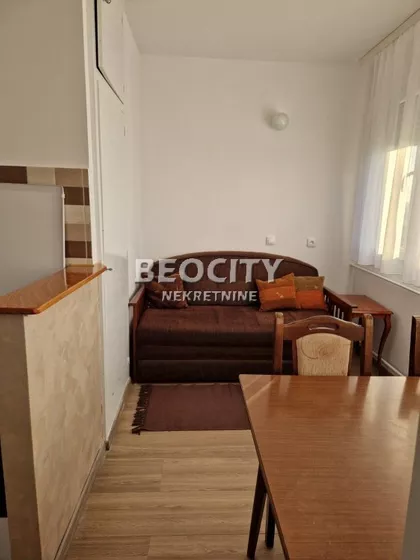 Blok 11c - Stari Merkator | 4zida.rs