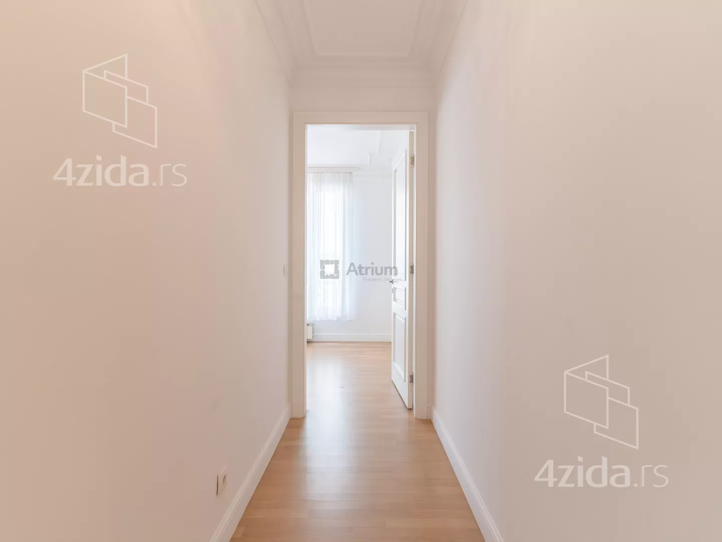 Šestosoban stan | 4zida