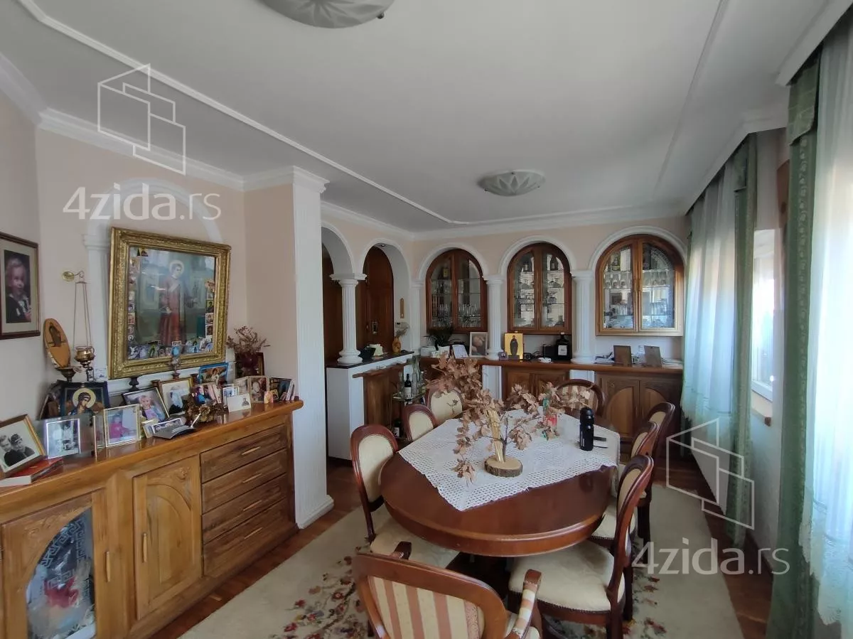 Kuća | 4zida