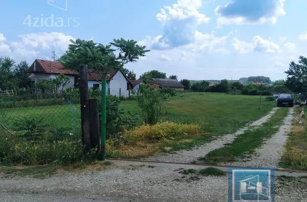 Plac | 4zida