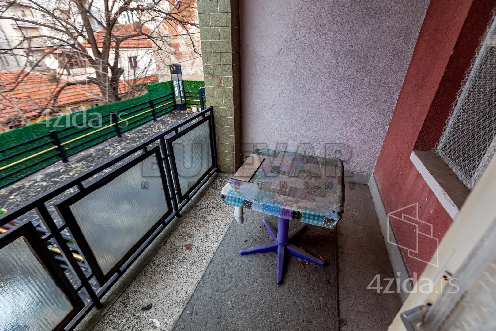 Troiposoban stan | 4zida