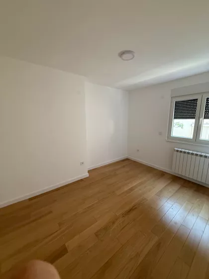 Crveni Krst Vračar | 4zida.rs