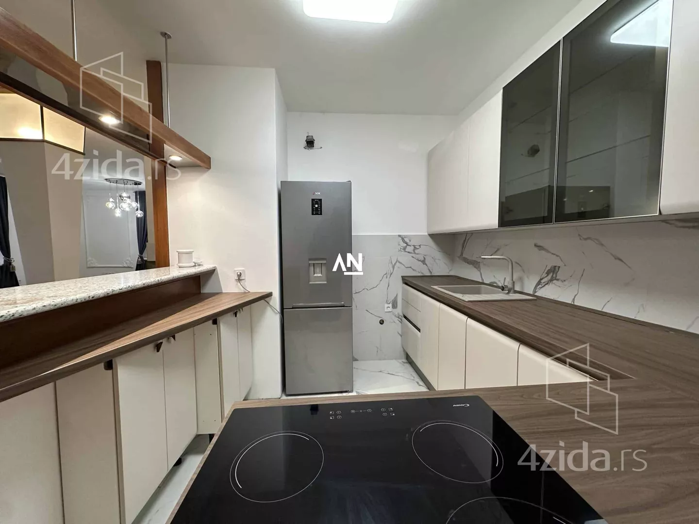 Petosoban stan | 4zida