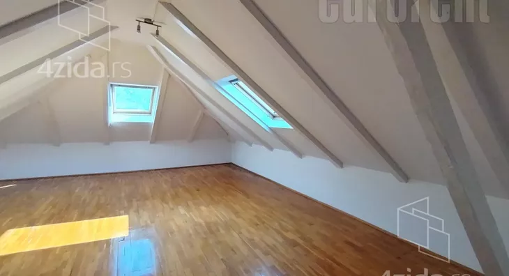 4-etažna kuća | 4zida