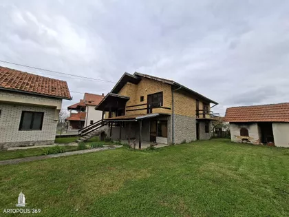 Lazarevac (mesto) | 4zida.rs