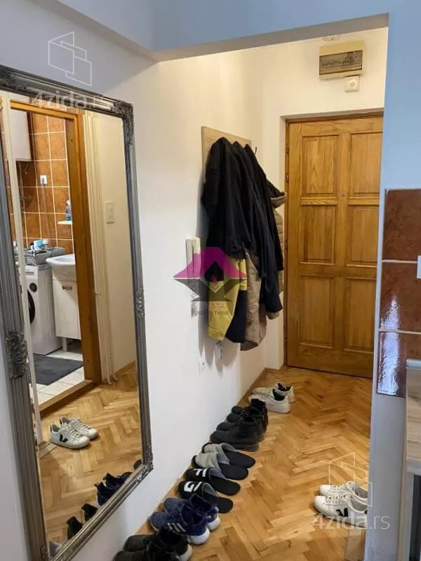 Garsonjera | 4zida