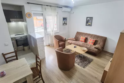 Nemanjina 5 | 4zida.rs