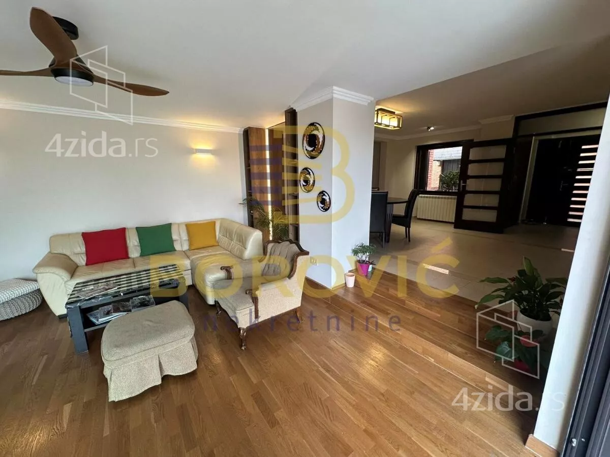 Petosoban stan | 4zida