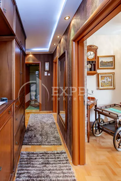 Studenička | 4zida.rs