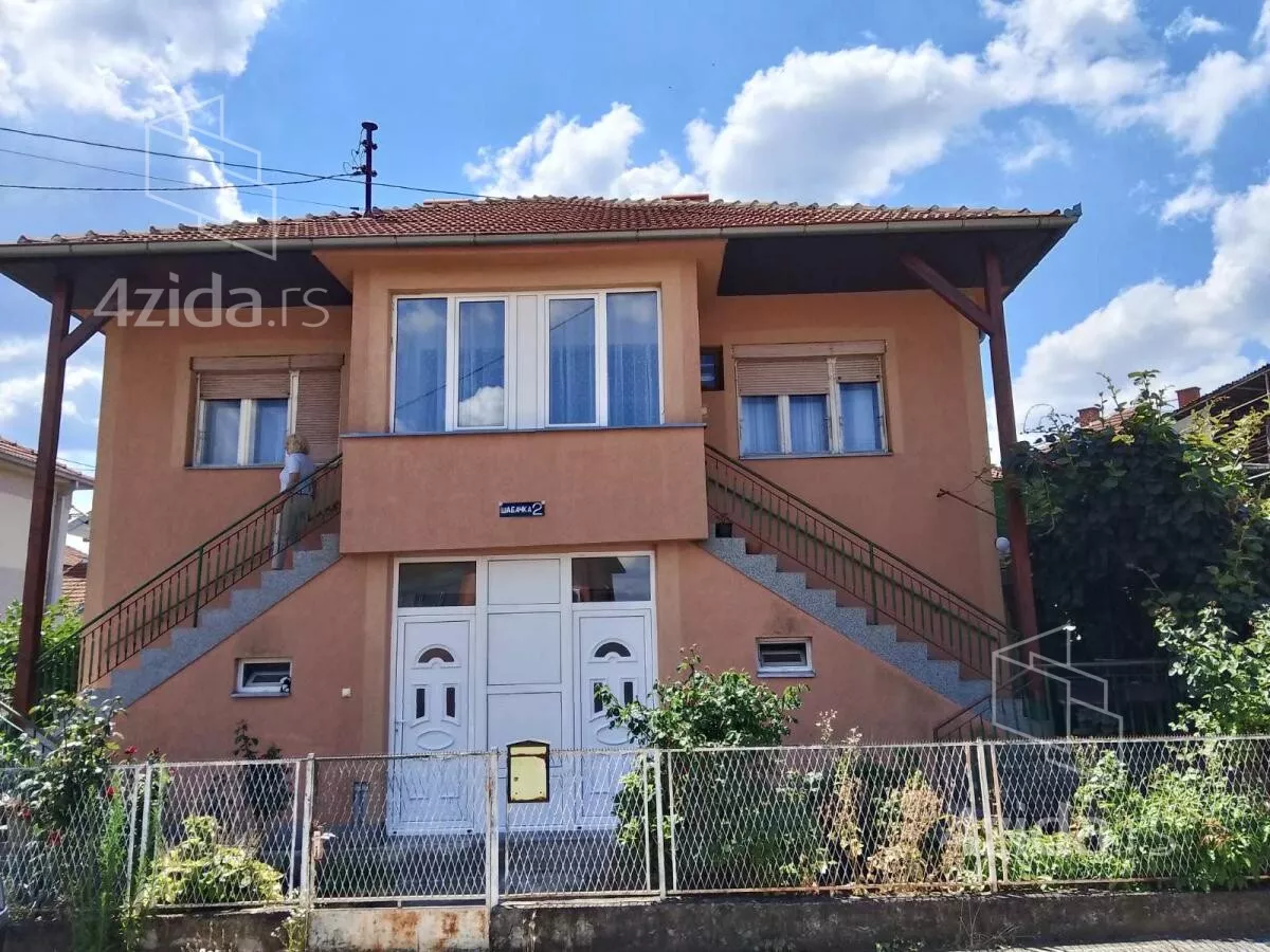 Kuća | 4zida