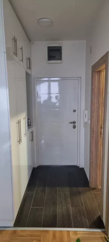 Kapetana Miloša Žunjića 25ž | 4zida.rs