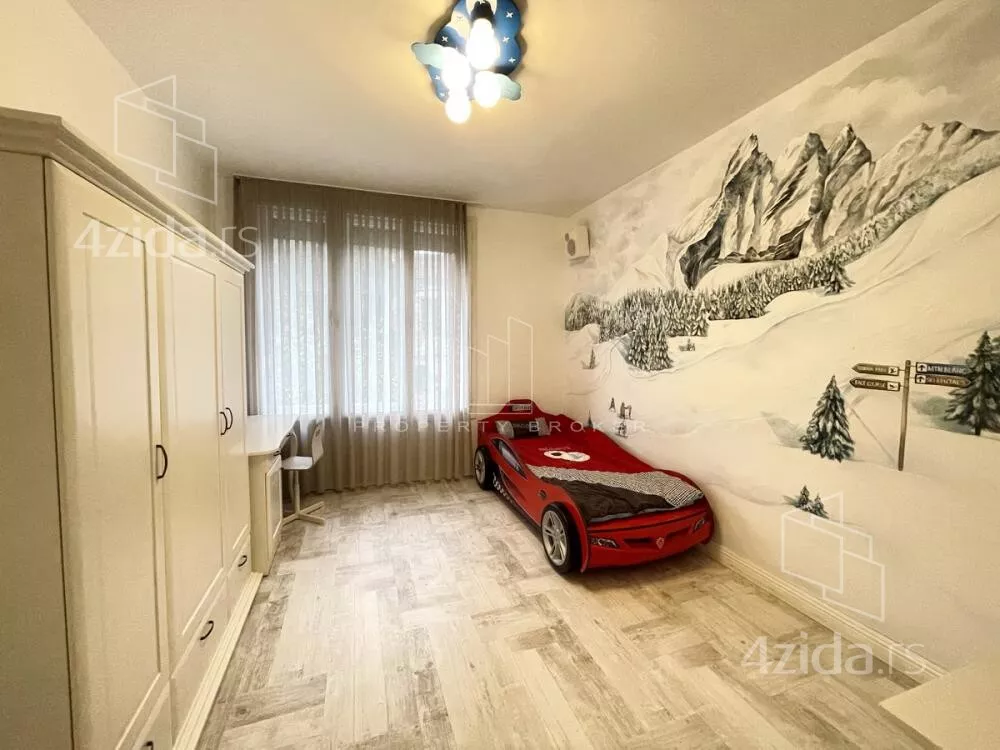 3-etažna kuća | 4zida