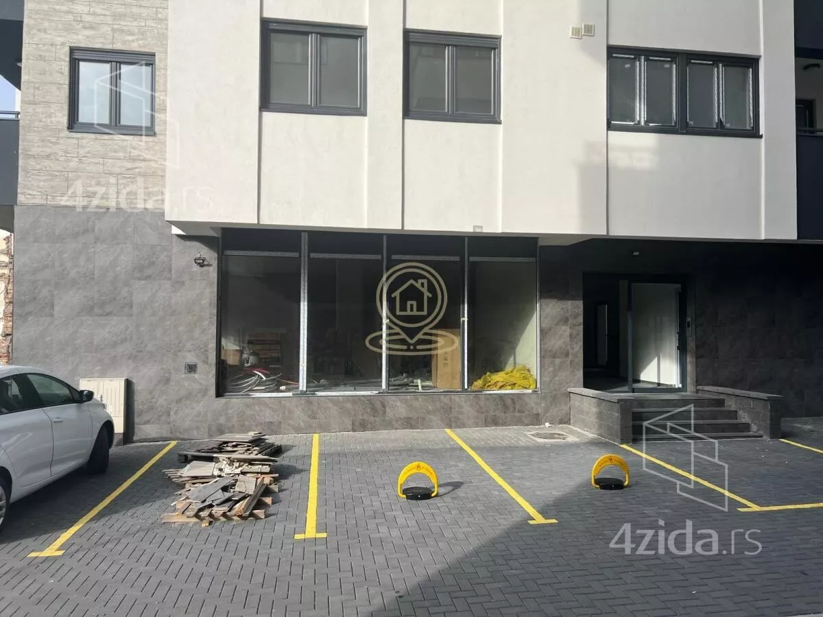 Poslovni prostor | 4zida