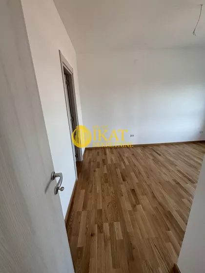 Karađorđeva | 4zida.rs
