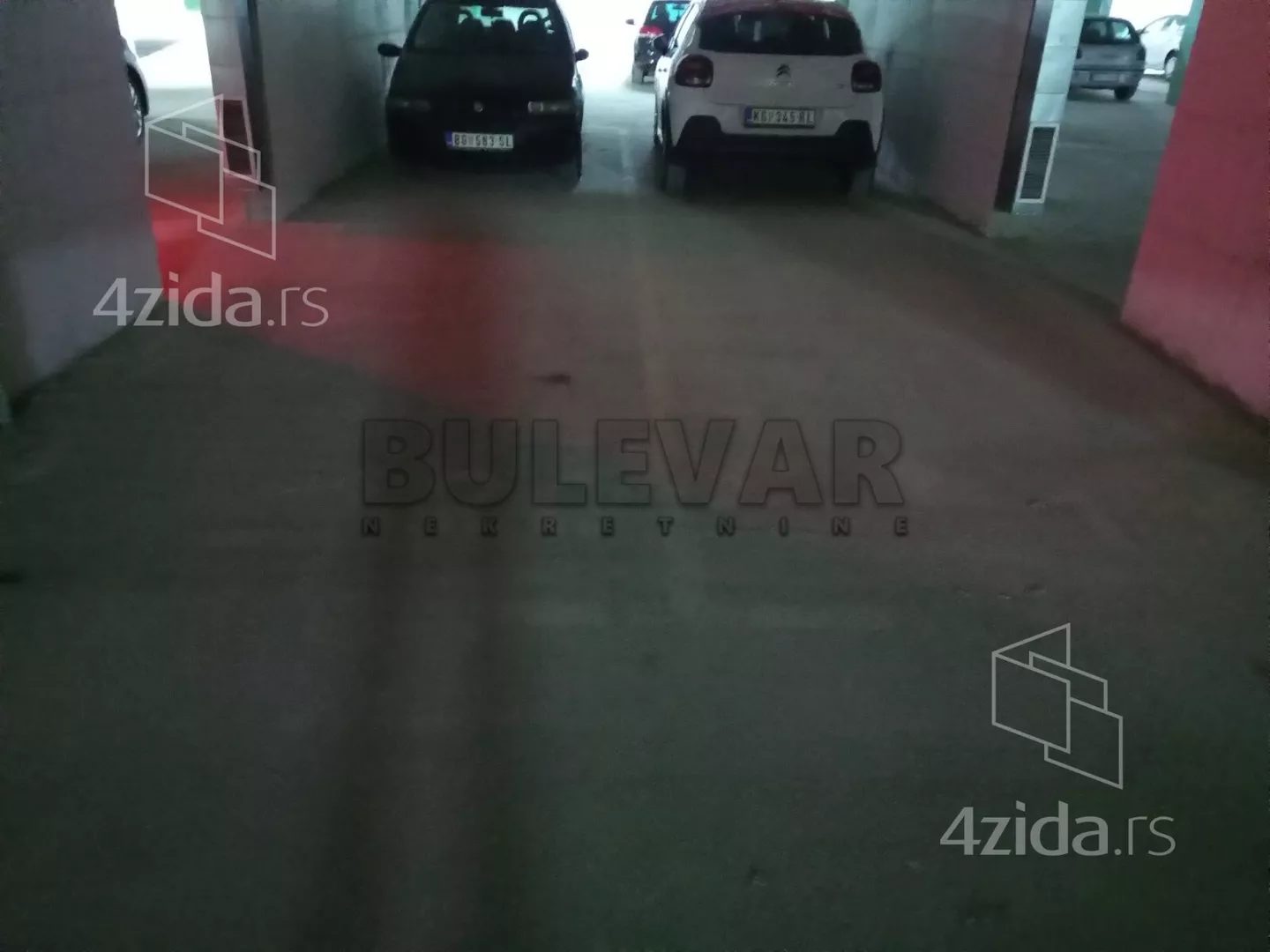 Garaža | 4zida
