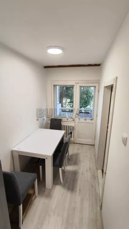 Triglavska | 4zida.rs