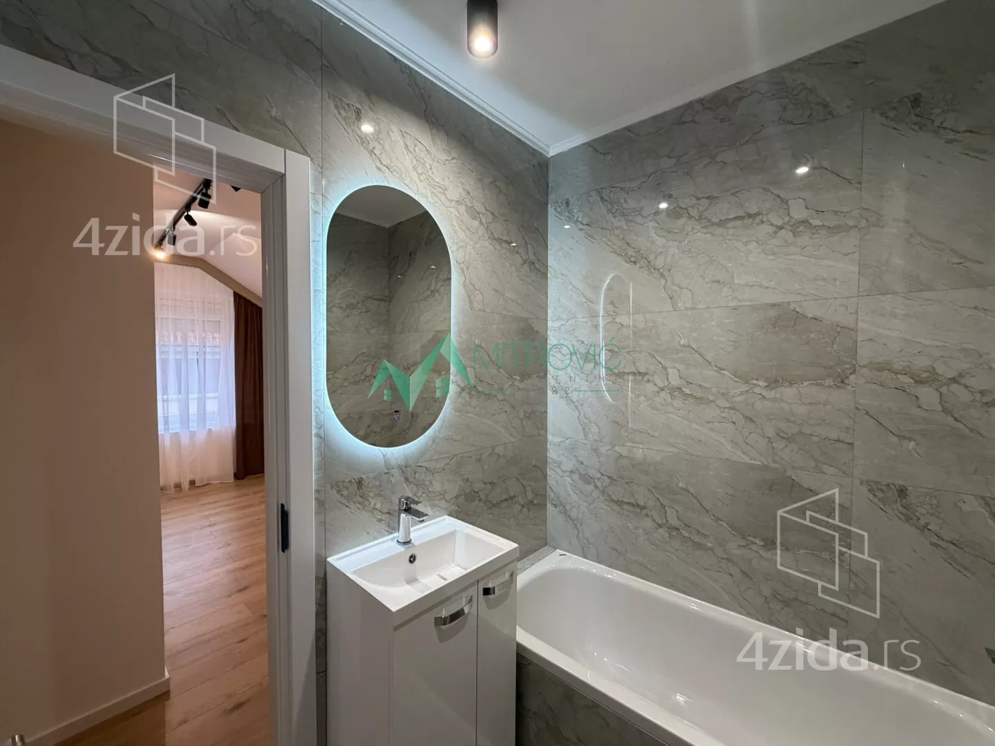 Dvoiposoban stan | 4zida