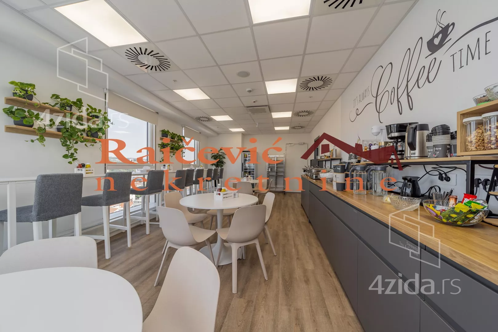 Poslovni prostor | 4zida
