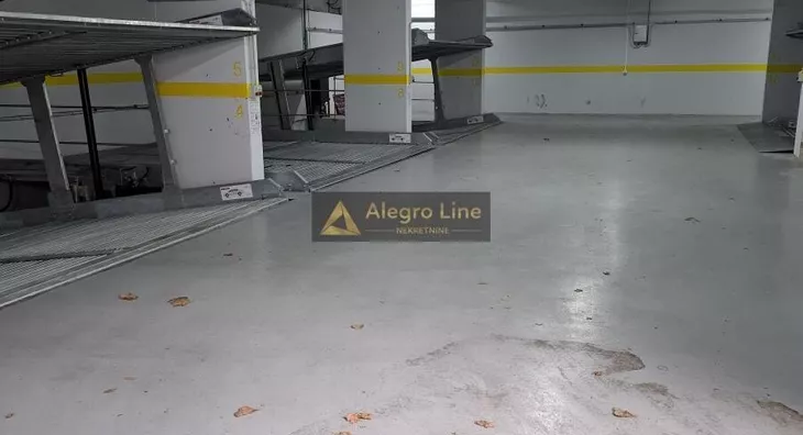 Parking | 4zida