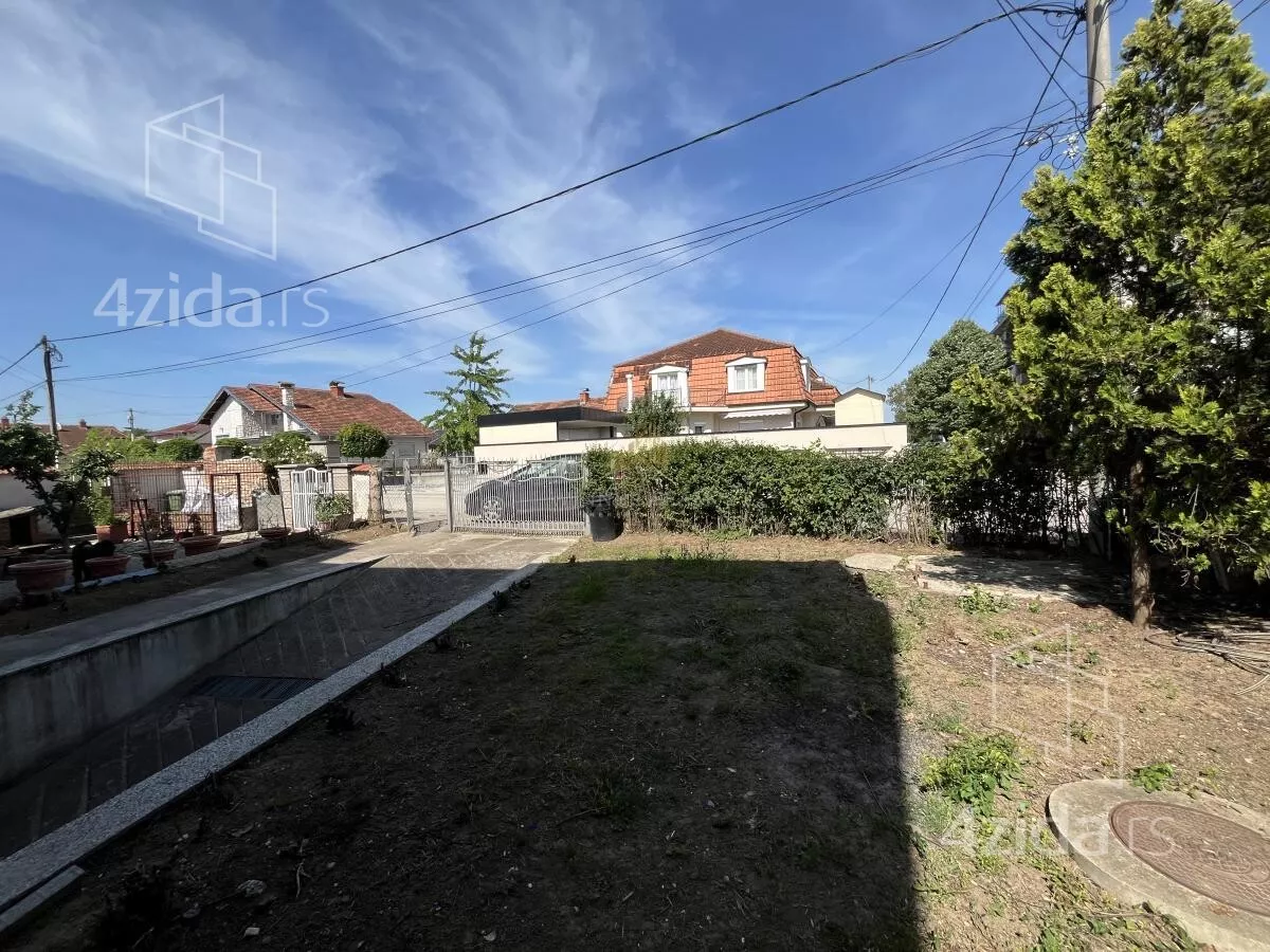 Kuća | 4zida