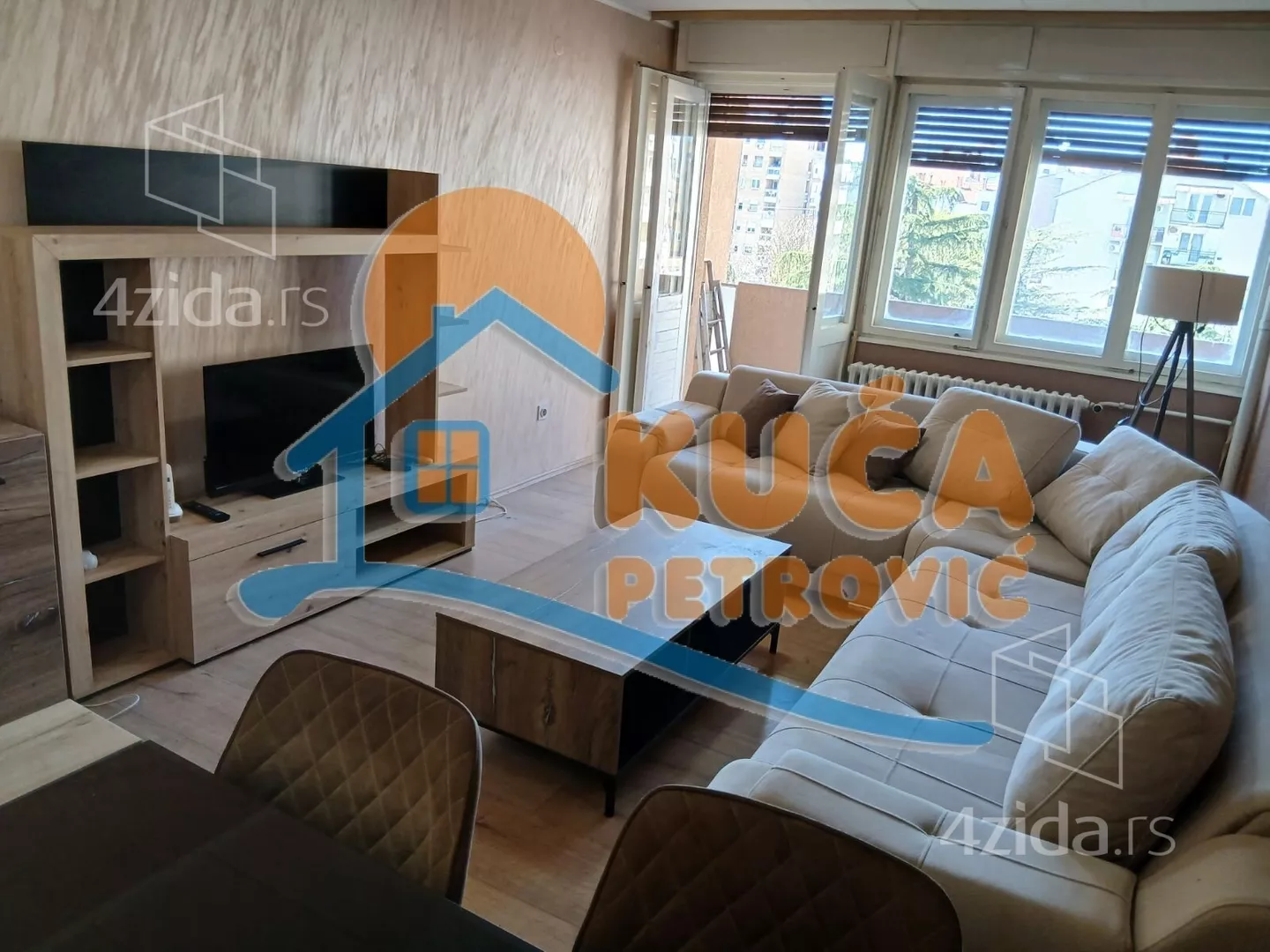 Dvoiposoban stan | 4zida