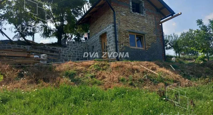 Plac | 4zida