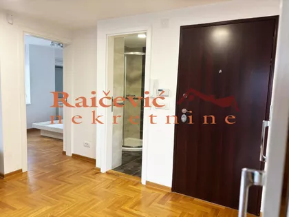 Ante Bogicevica | 4zida.rs