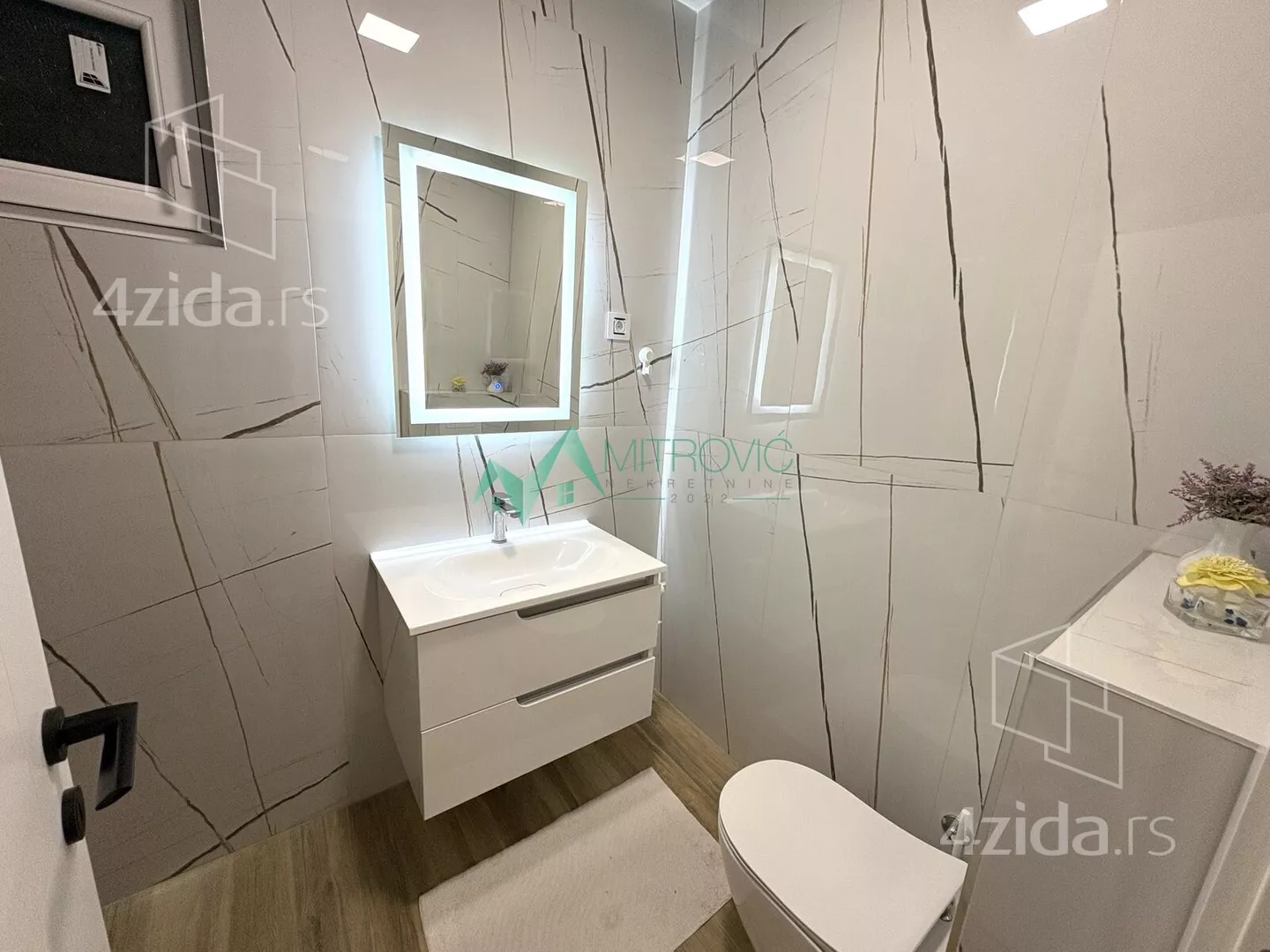 Četvorosoban stan | 4zida