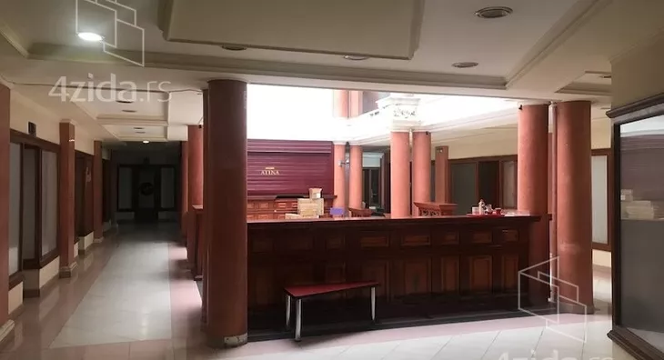 Poslovni prostor | 4zida