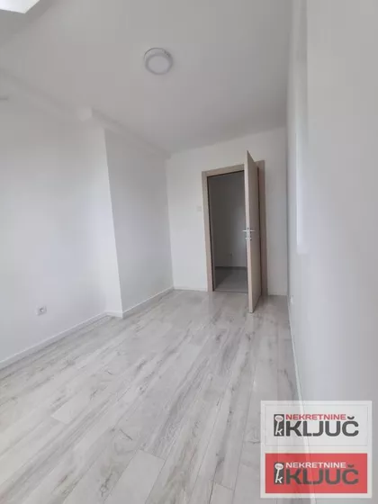 Novo Naselje | 4zida.rs