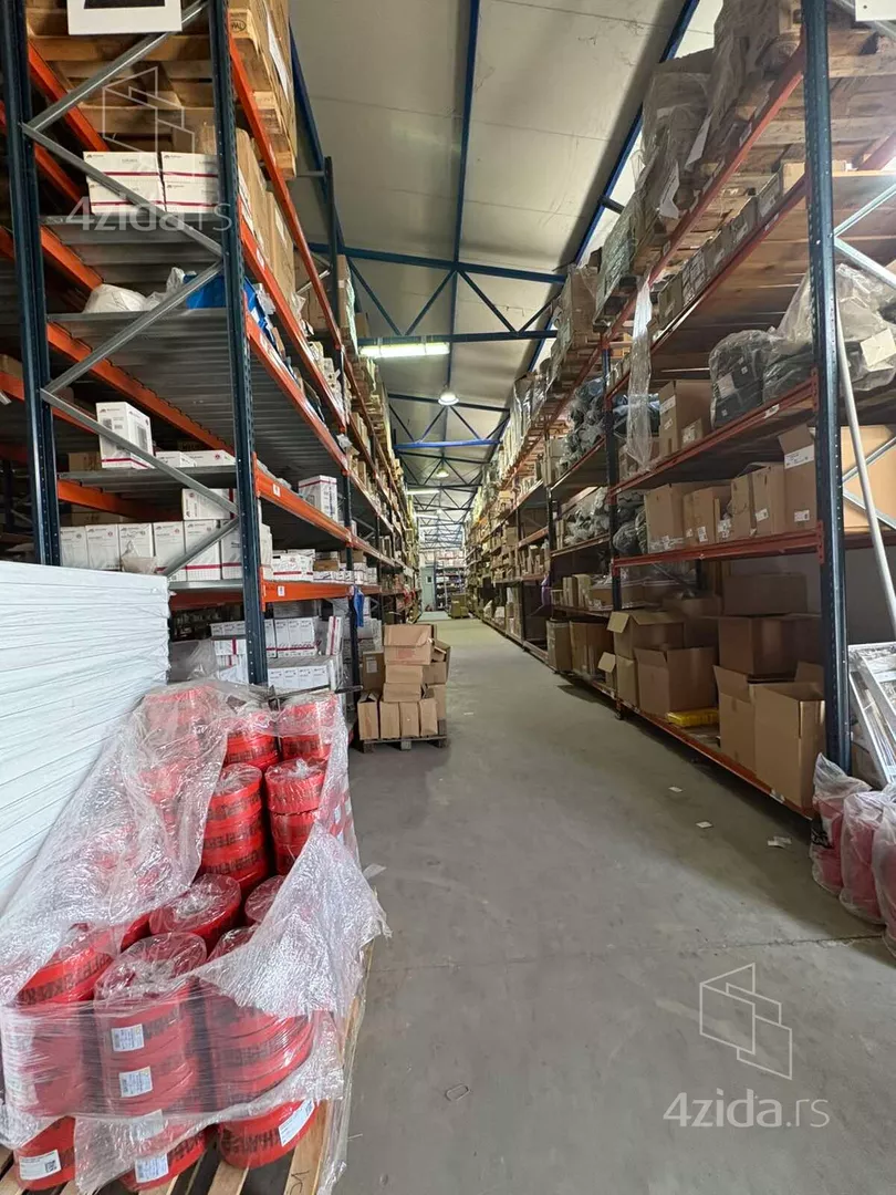 Poslovni prostor | 4zida