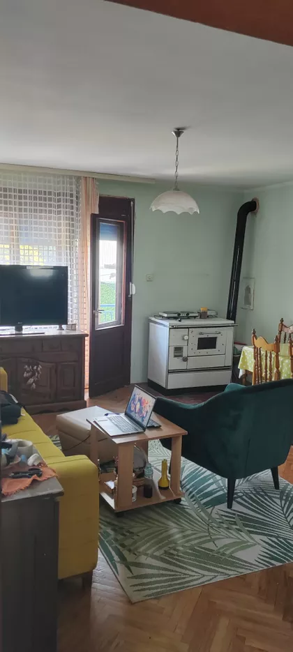 Šeste Ličke | 4zida.rs