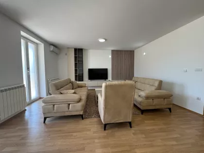 Suvoborska | 4zida.rs