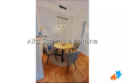 Autokomanda | 4zida.rs