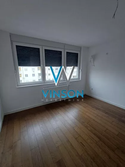 Bate Brkića | 4zida.rs