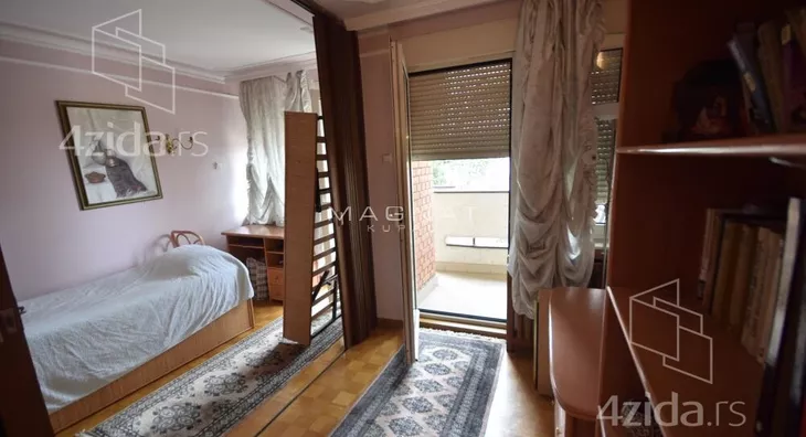 4-etažna kuća | 4zida