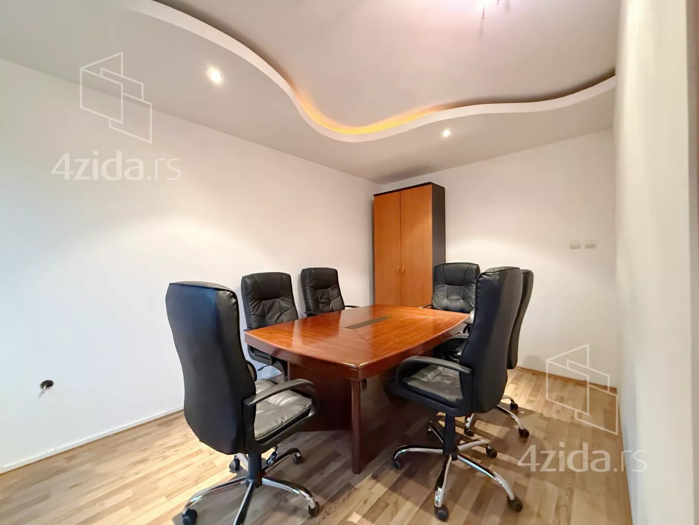 Kancelarija | 4zida