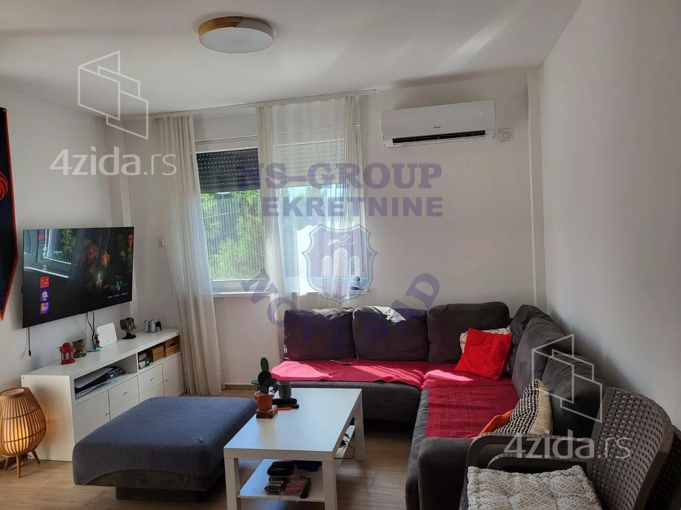 Troiposoban stan | 4zida