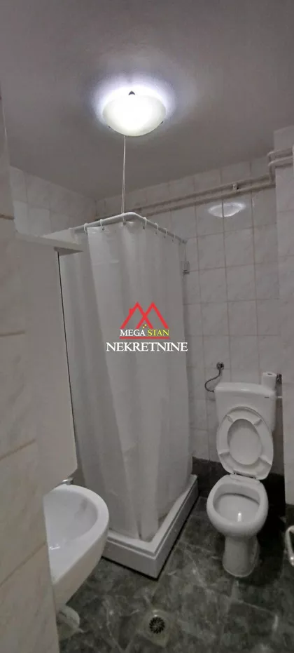 Stevana Momčilovića | 4zida.rs