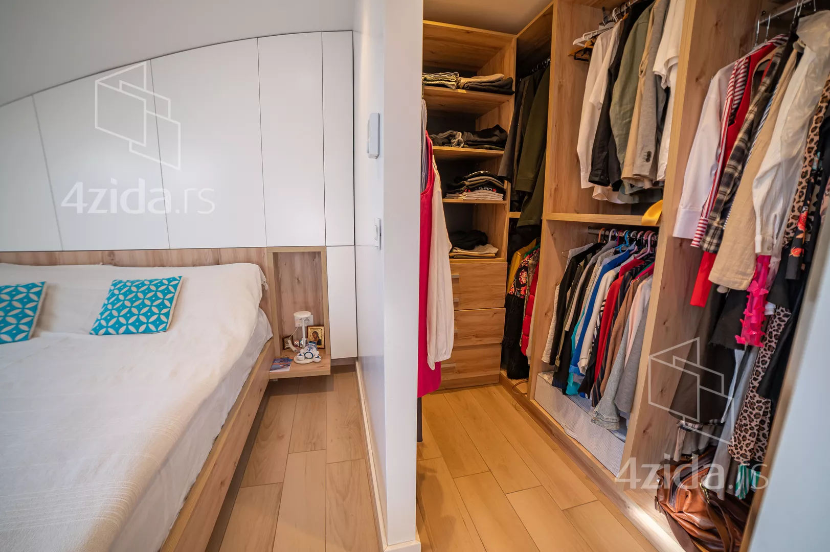 Petosoban stan | 4zida