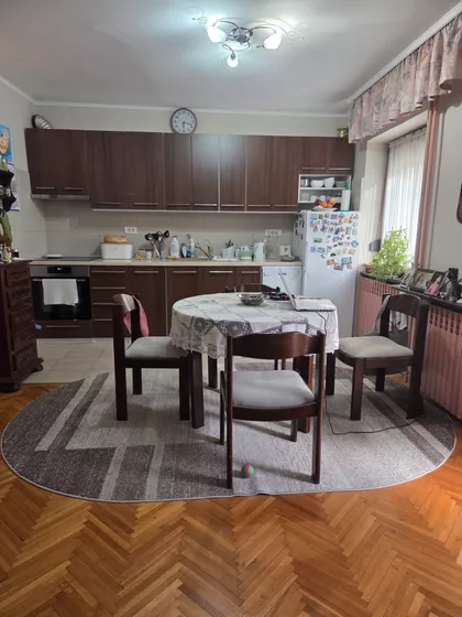 Kertvaroš | 4zida.rs