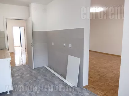 SLAVIJA | 4zida.rs