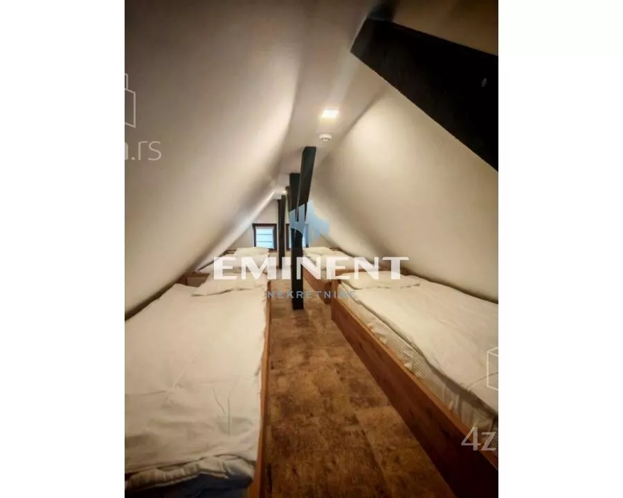 Šestosoban stan | 4zida