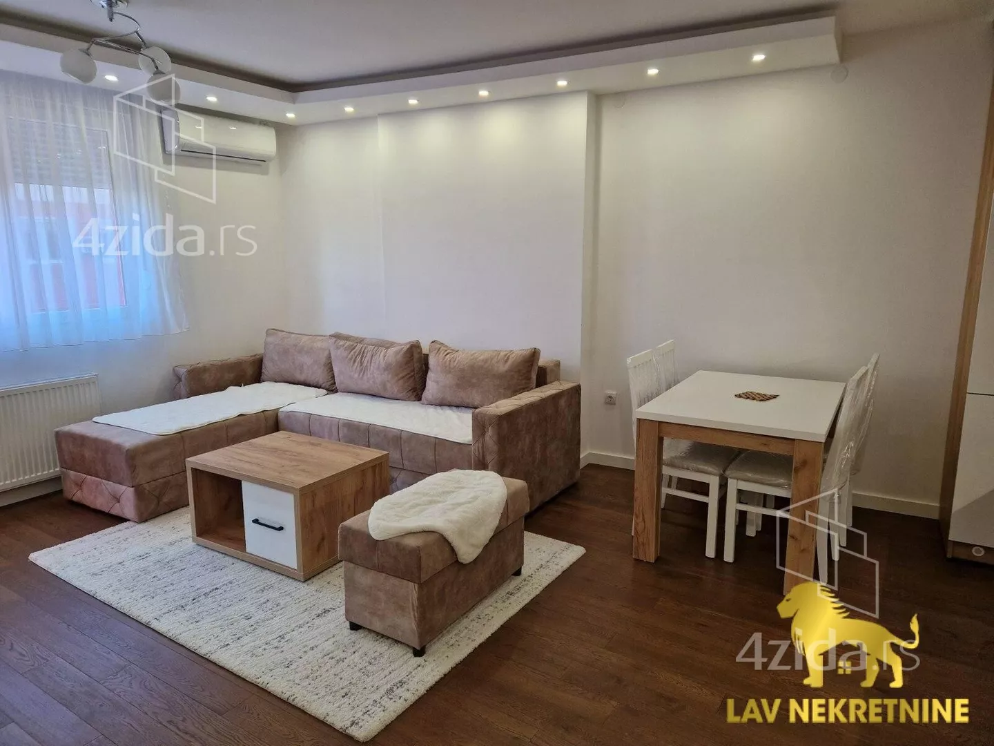 Jednoiposoban stan | 4zida