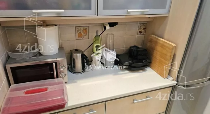 Četvoroiposoban stan | 4zida