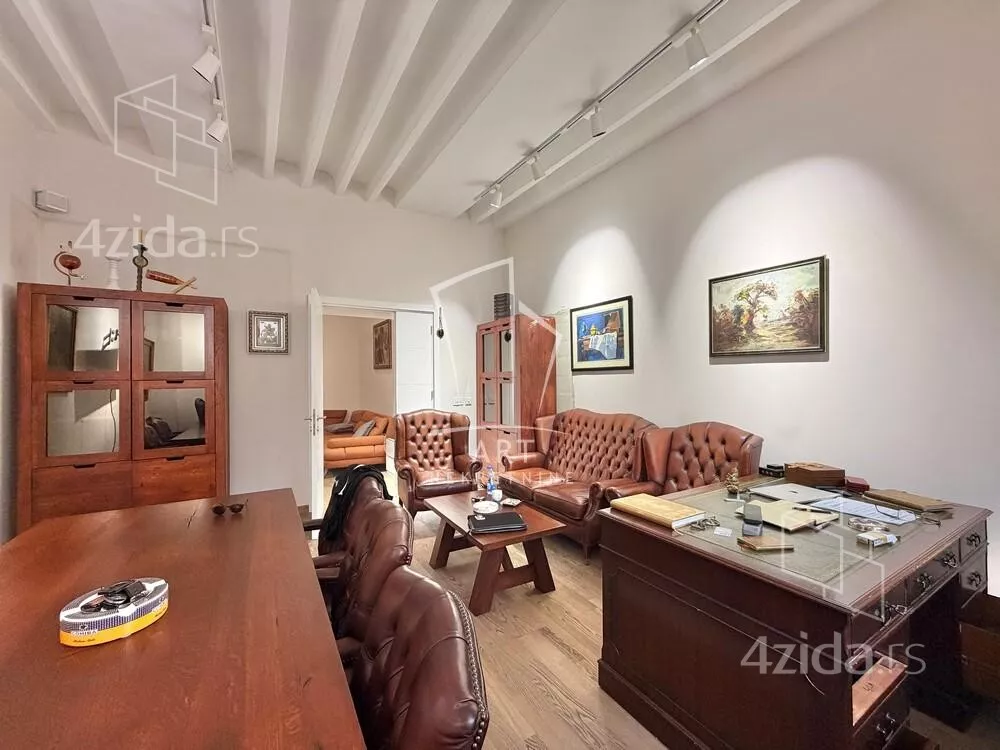 Petoiposoban stan | 4zida