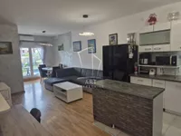 Centar, Zemun opština, Beograd | 4zida.rs