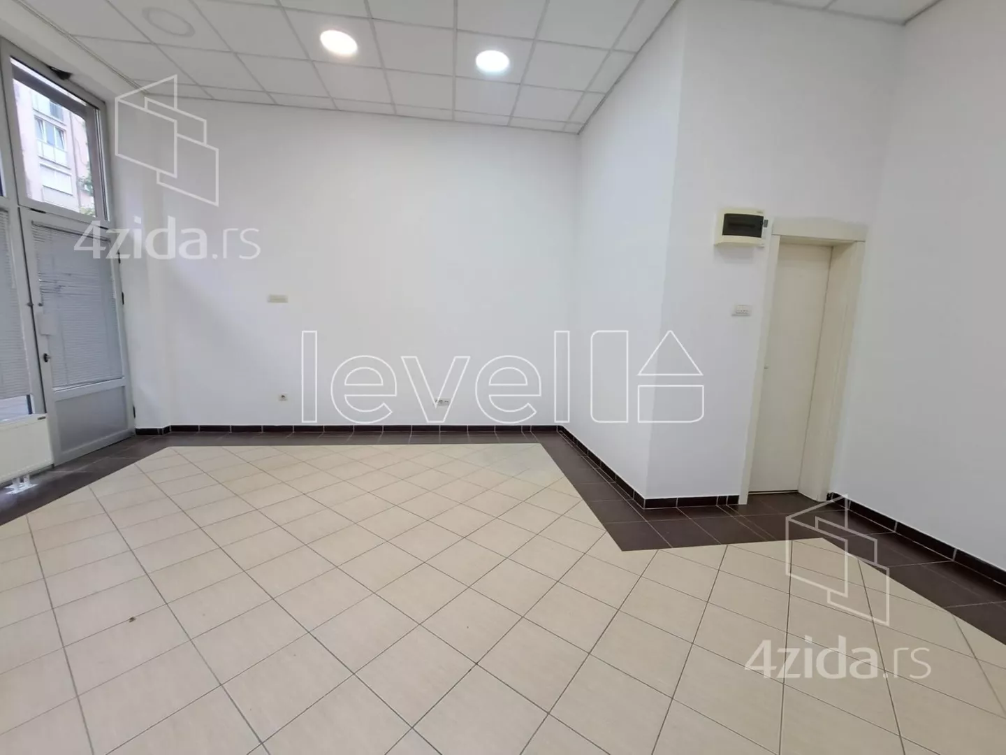 Poslovni prostor | 4zida