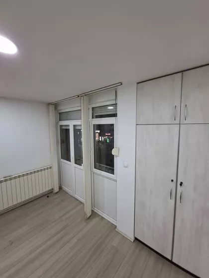 Obrenovićeva | 4zida.rs