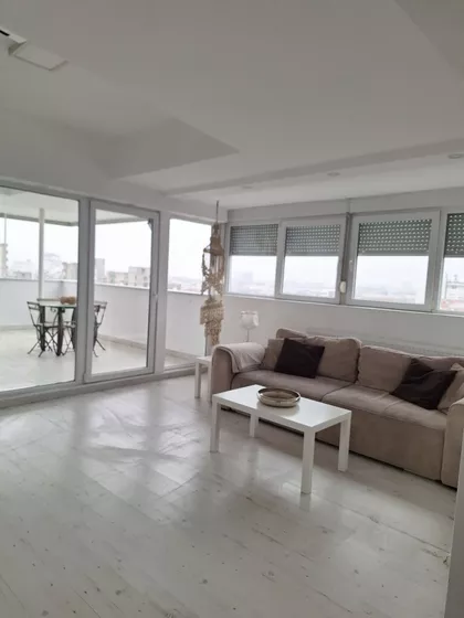 Vojvođanska | 4zida.rs